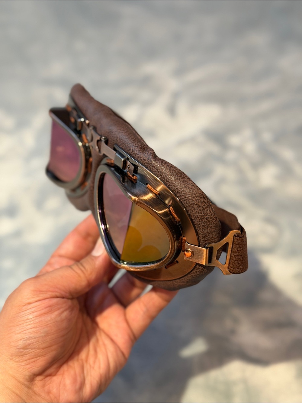 2 goggles - Picture 5 of 12